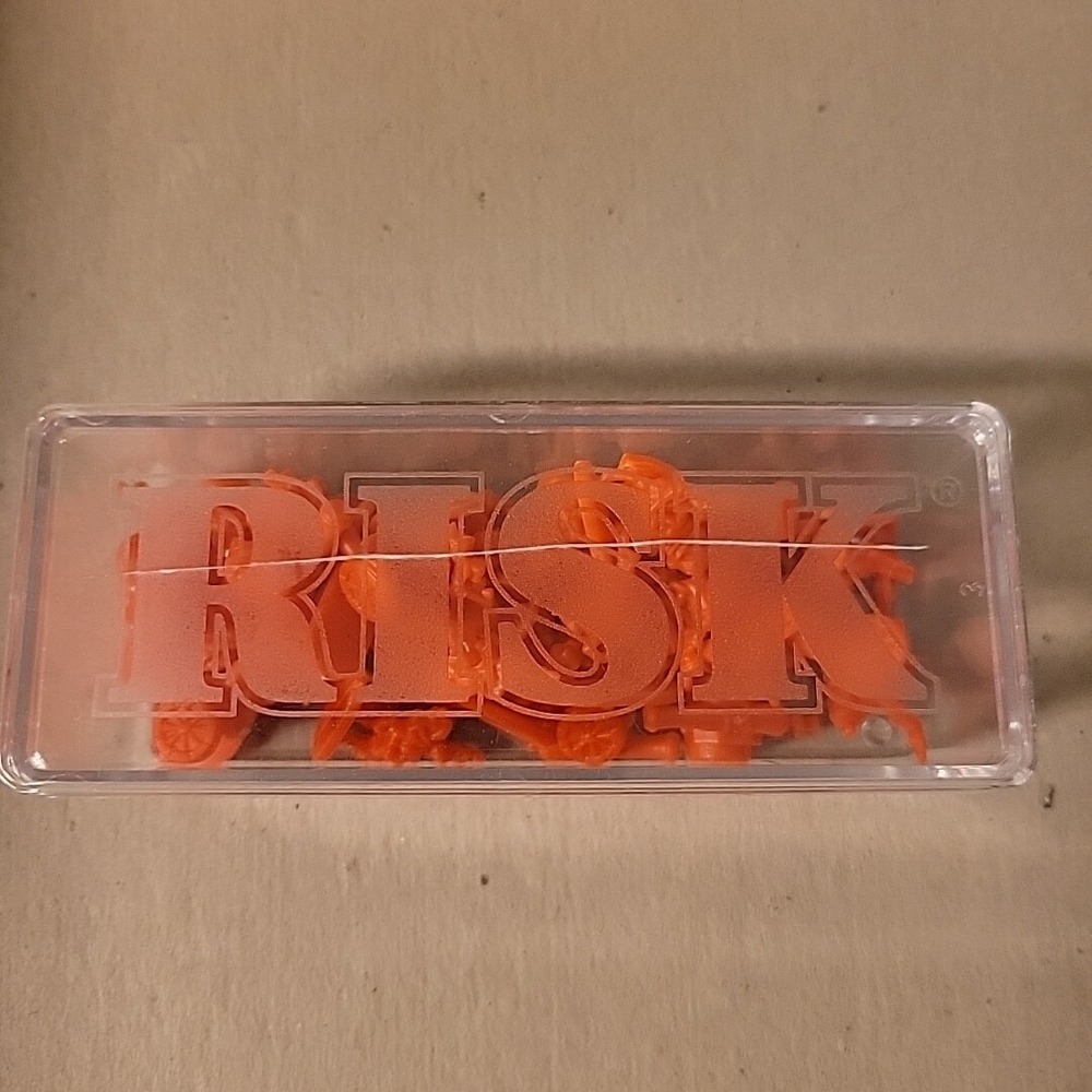 Risk 1993 Red Army Lot of 60 pieces + case Replacement Game Parts Miniatures